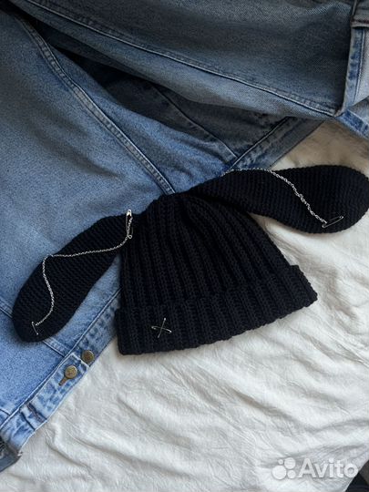 Шапка вязаная с ушами зайца, цепями, y2k