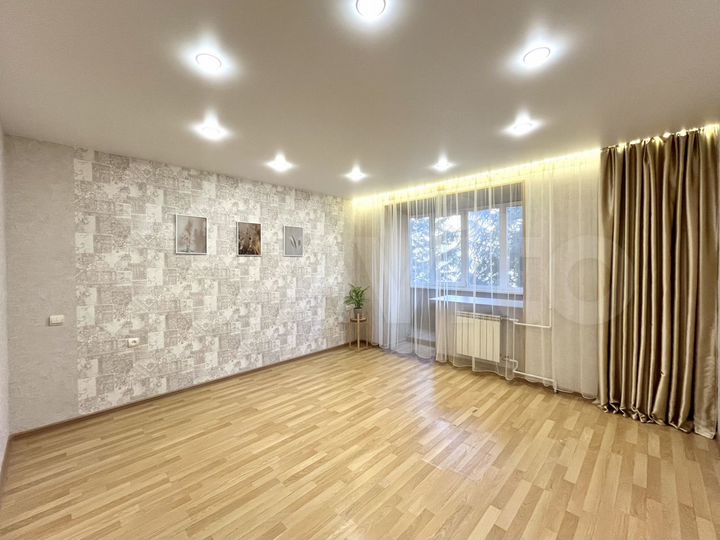 3-к. квартира, 62,3 м², 2/5 эт.