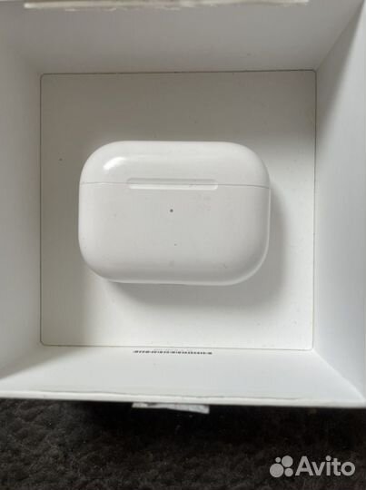 Чехол от Apple AirPods Pro 2 (2023) MagSafe