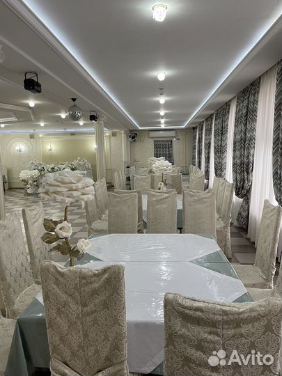 Банкетный зал, сватовство, дни рождения