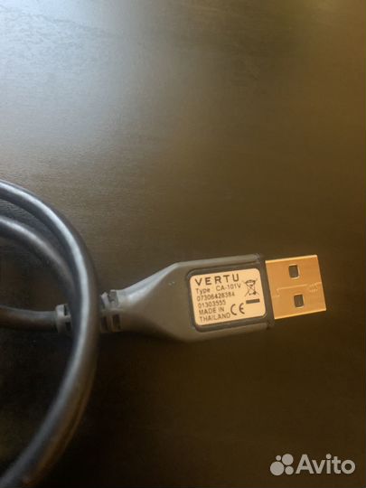 Оригинальный usb кабель Vertu
