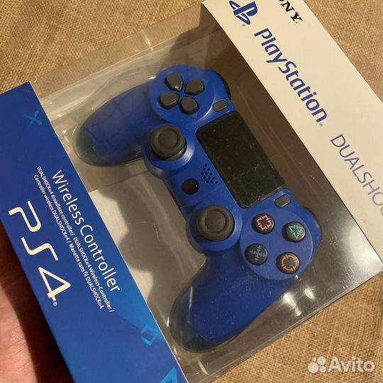 Игровой геймпад PS4