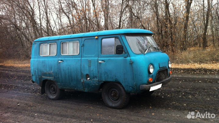 В полном разборе УАЗ 452Д 1989год