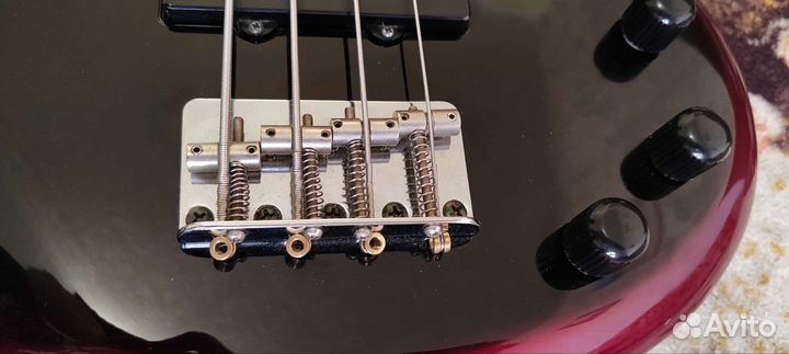 Бас гитара ibanez