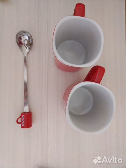 Кружка и ложка Nescafe