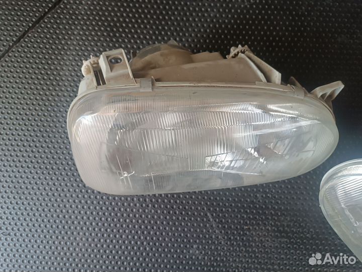 Фары на volkswagen vento