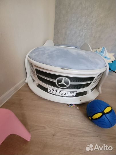 Кровать шкаф машина