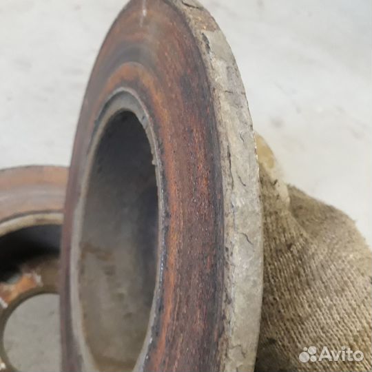 Задние тормозные диски Фольксваген Пассат Б5