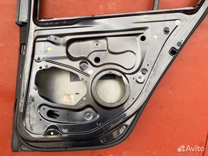 Дверь задняя правая Vw Golf 5 BKC 2004