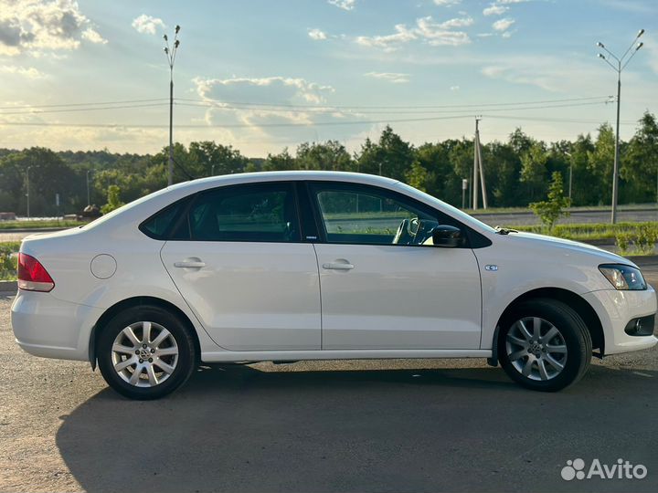 Volkswagen Polo 1.6 AT, 2014, 97 700 км