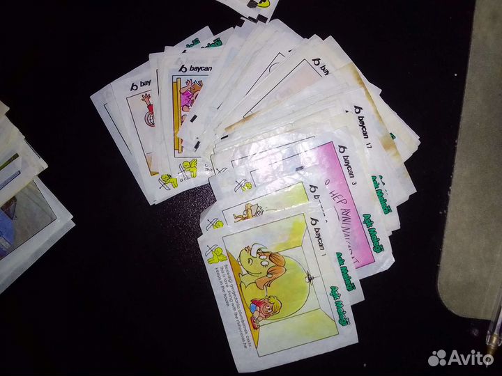 Вкладыши Bombibom полные серии. 331 штЦена за все