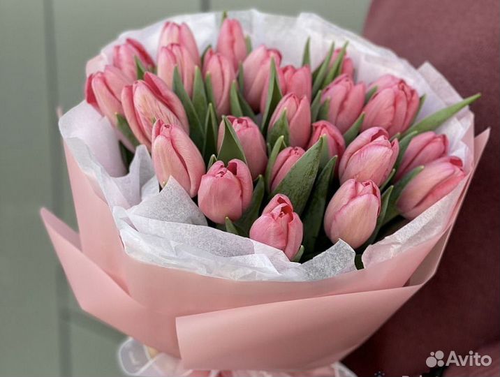 Тюльпаны букеты 8 марта