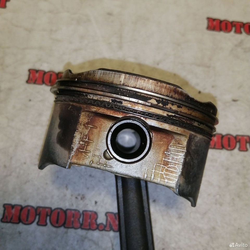 Поршень и шатун для мотоцикла Honda VFR800 02-09