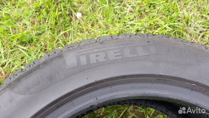 Pirelli Winter Sottozero 225/55 R17