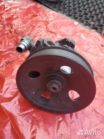 Насос гидроусилителя Мерседес w 163