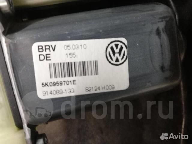 Моторчик стеклоподъемника передний правый VW Golf
