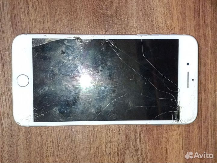 iPhone 8 Plus, 64 ГБ