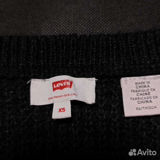 Свитер levis женский