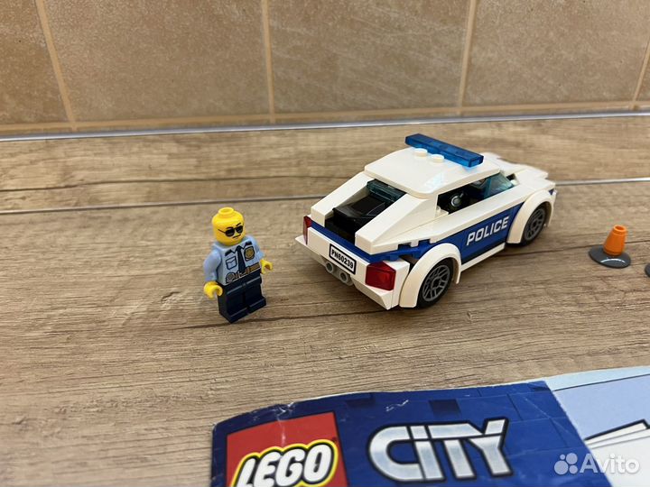 Оригинал lego City 60239 Автомобиль