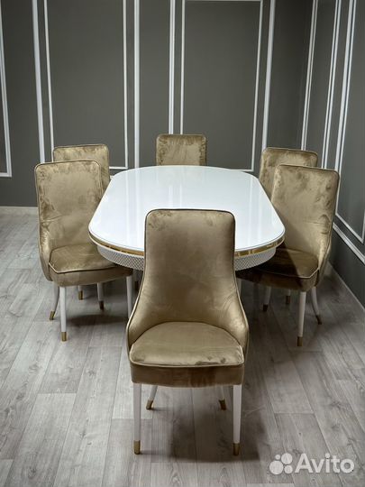 Кухонный стол