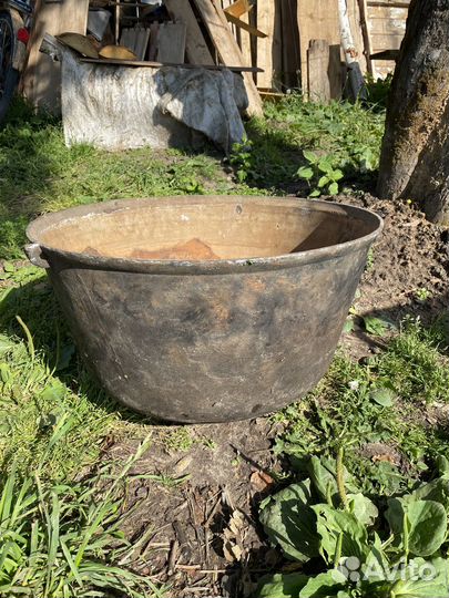 Казан чугунный