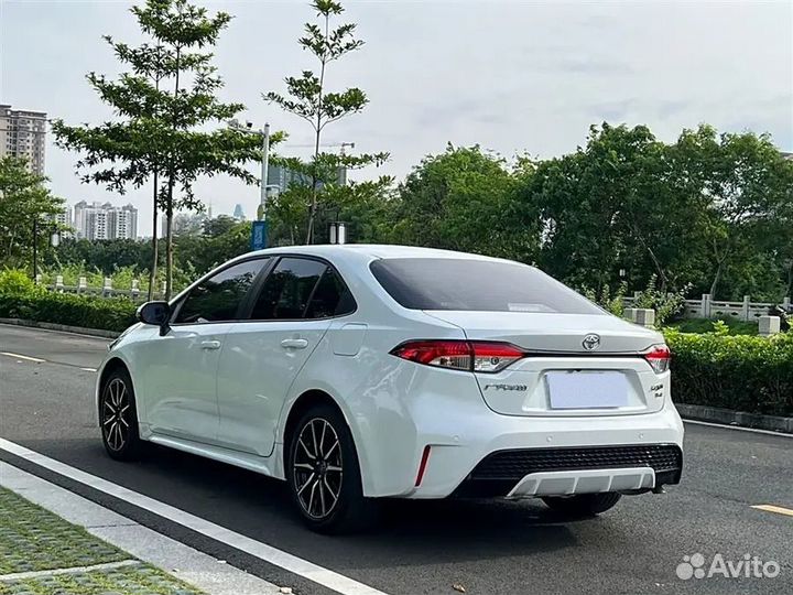 Toyota Corolla 1.8 CVT, 2021, 15 236 км