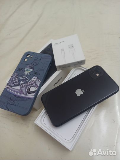 iPhone 11, 64 ГБ