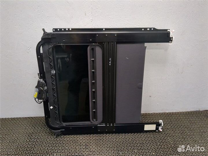 Люк Porsche Cayenne, 2008