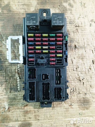 Блок предохранителей Hyundai Santa Fe