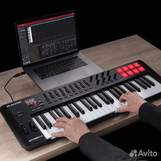 Midi клавиатура синтезатор M-Audio Oxygen 49 MKV