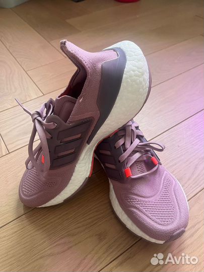 Кроссовки Adidas Ultraboost 22