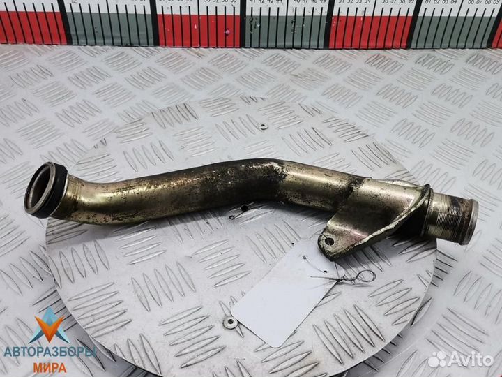 Патрубок радиатора Volvo V50 2005