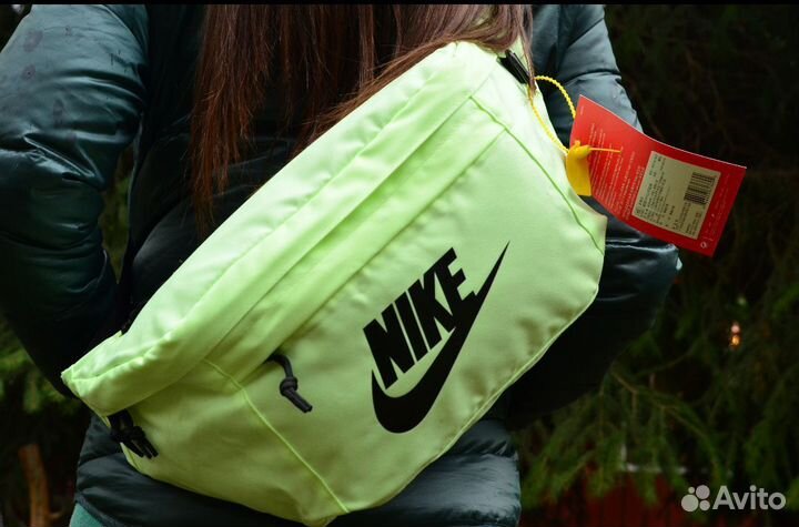 Большая поясная сумка Nike Tech Hip pack