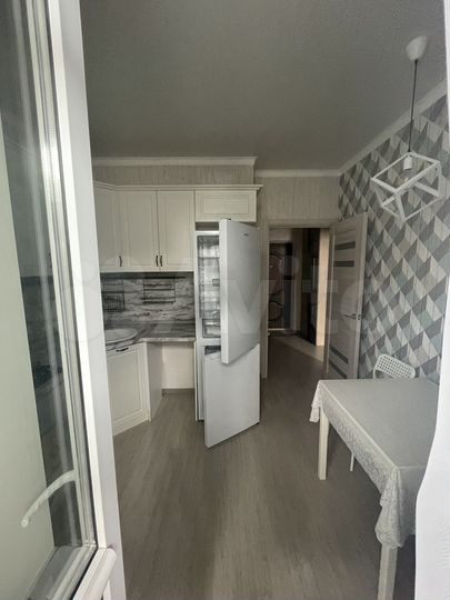 1-к. квартира, 35 м², 13/18 эт.