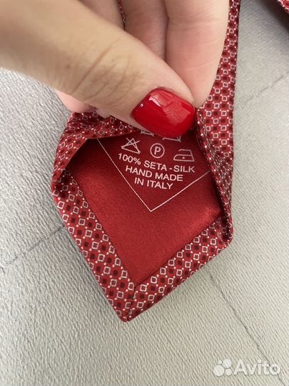 Галстук Brioni красный