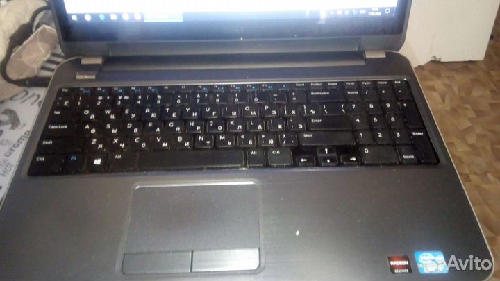 Ноутбук dell inspiron