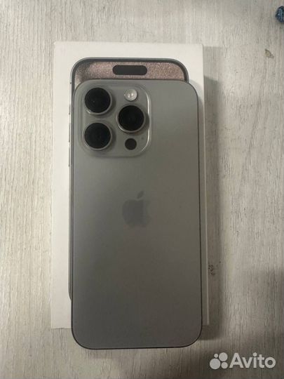 iPhone 15 Pro, 256 ГБ