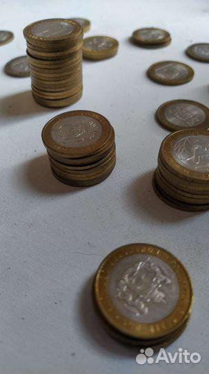 Монеты 10рублевые биметалл