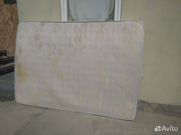 Матрас 140х200 бу