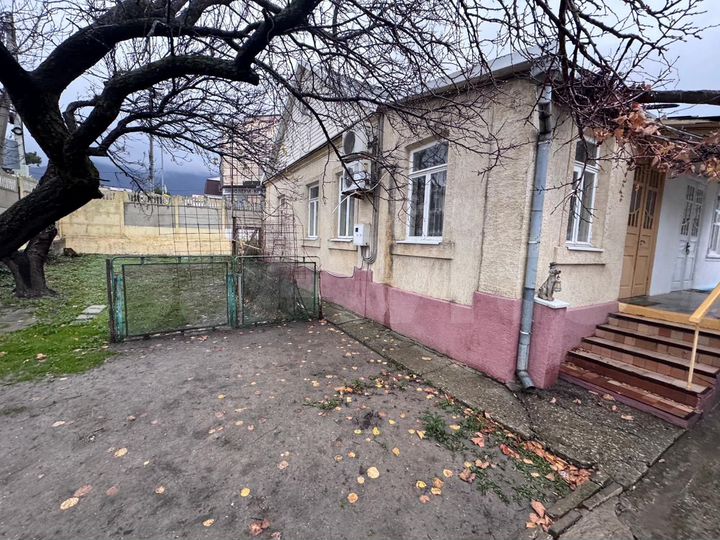 Участок 7 сот. (ИЖС)