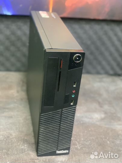 Lenovo ThinkCentre M71e i3-2120/4GB DDR3/HDD 320Gb