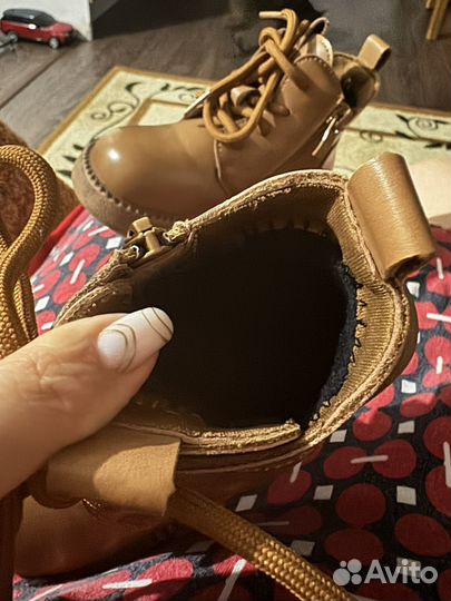 Ботинки детские 23