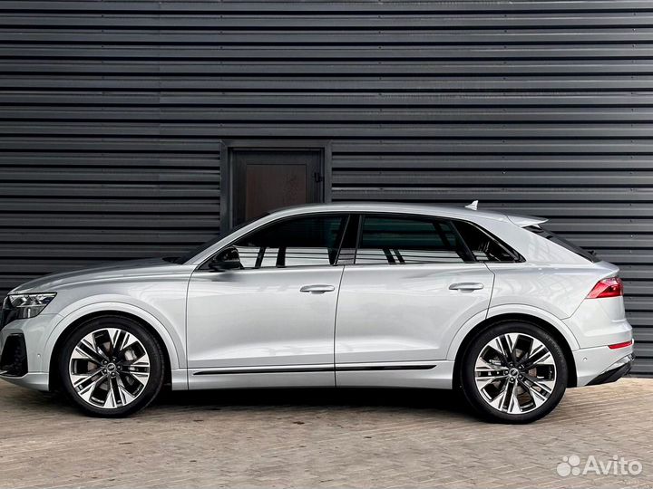 Audi Q8 3.0 AT, 2024