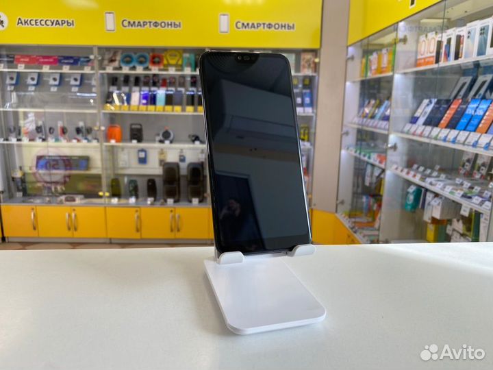 HONOR 10, 4/64 ГБ
