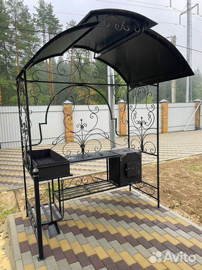 Мангал кованый с крышей