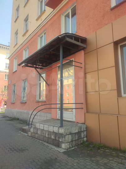 2-к. квартира, 72 м², 1/5 эт.