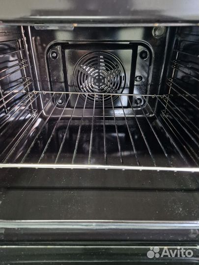 Газовая плита с электрической духовкой