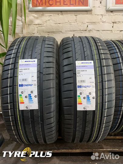 Michelin Pilot Sport 4 245/40 R19 и 275/35 R19 98Y