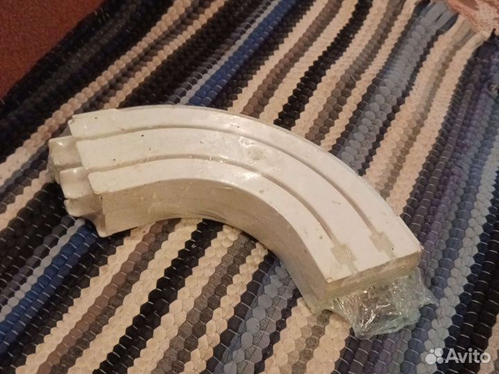 Повортот на карниз