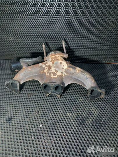 Выпускной коллектор Renault 19 1992-2002